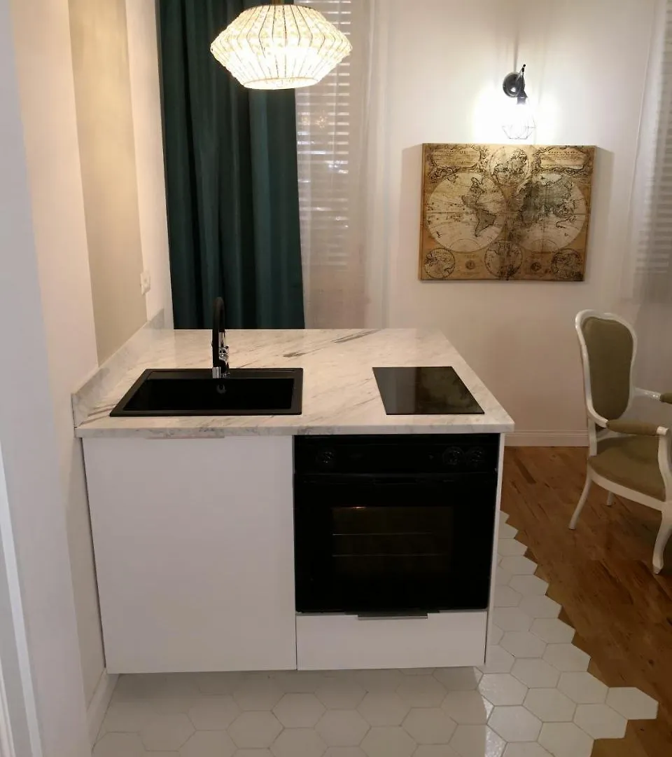 Urbana 33 Hotel Rome 3*,