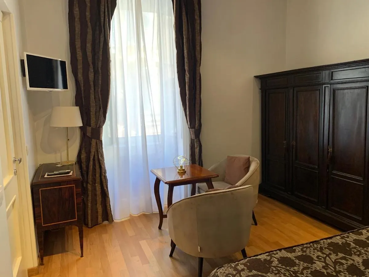 Hotel Urbana 33 Rom 3*,  Italien